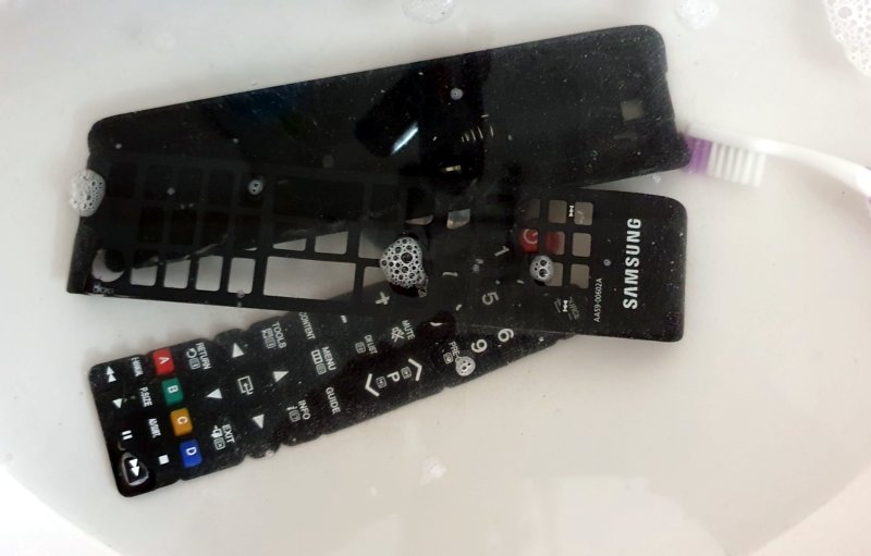 remote control cleaning